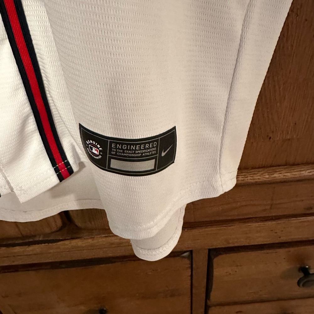 Nike Atlanta Braves Ronald Acuña Jr. #13 Jersey – Youth XL - Picture 3 of 5